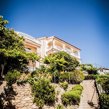 Holiday Home Lopar Exterior photo